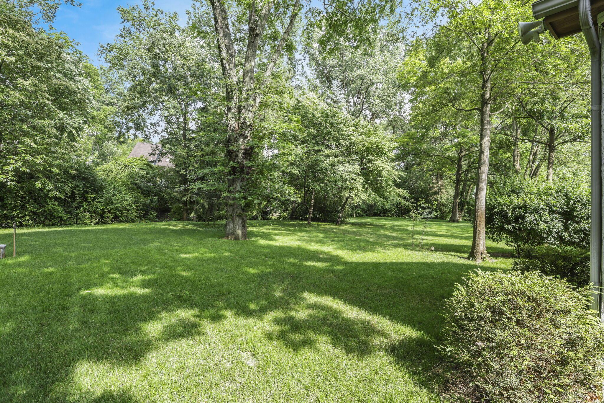 Westerville, Ohio 43081, United States, 4 Bedrooms Bedrooms, ,4 BathroomsBathrooms,Residential,Contingent,154374