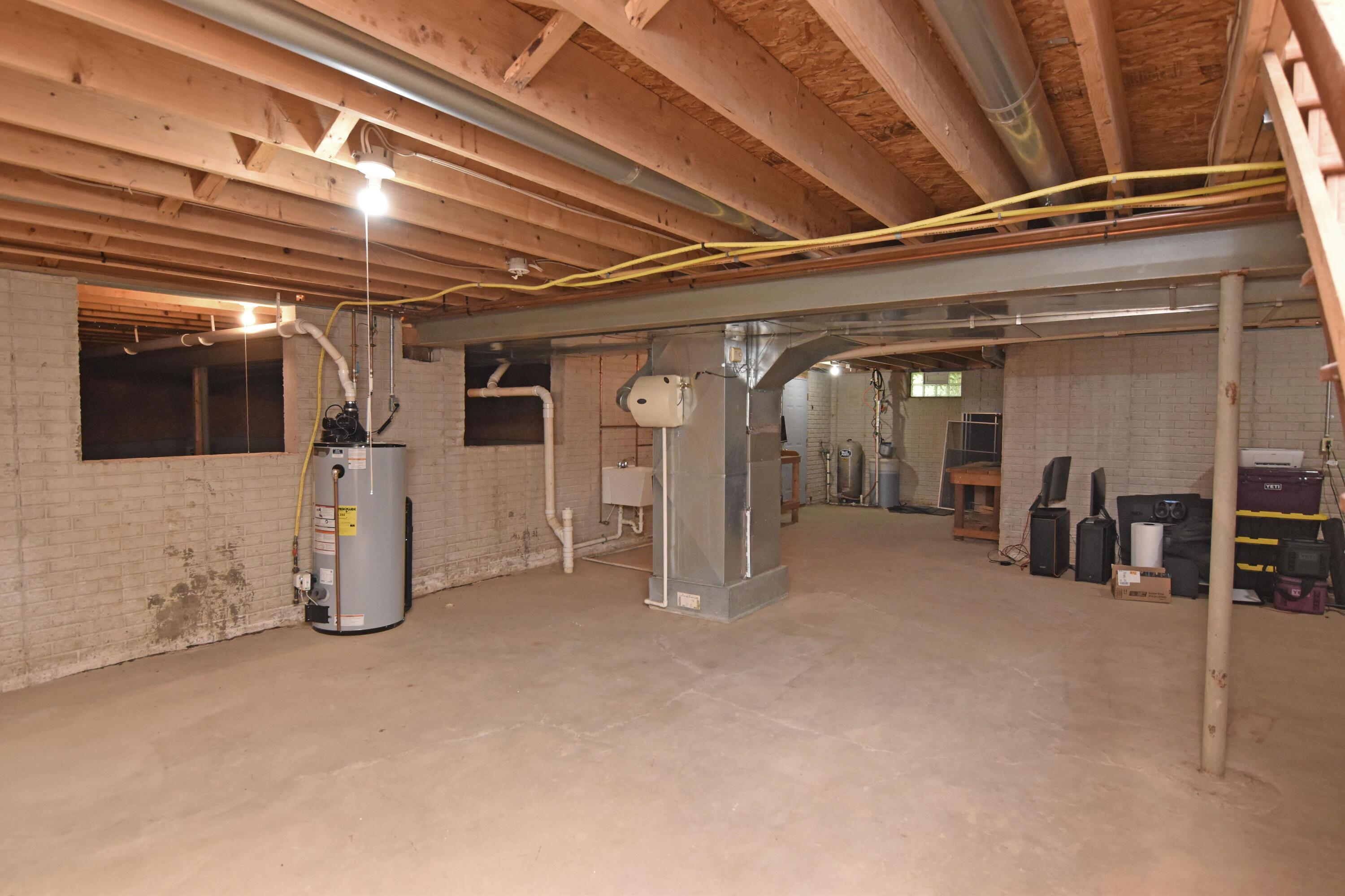 Westerville, Ohio 43081, United States, 4 Bedrooms Bedrooms, ,4 BathroomsBathrooms,Residential,Contingent,154374