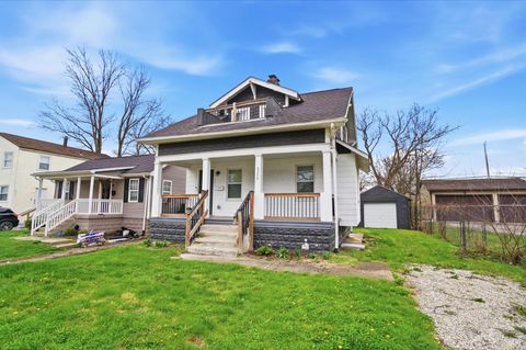 Photo of 2378 Velma Avenue, Columbus, OH 43211 (MLS # 226010182)