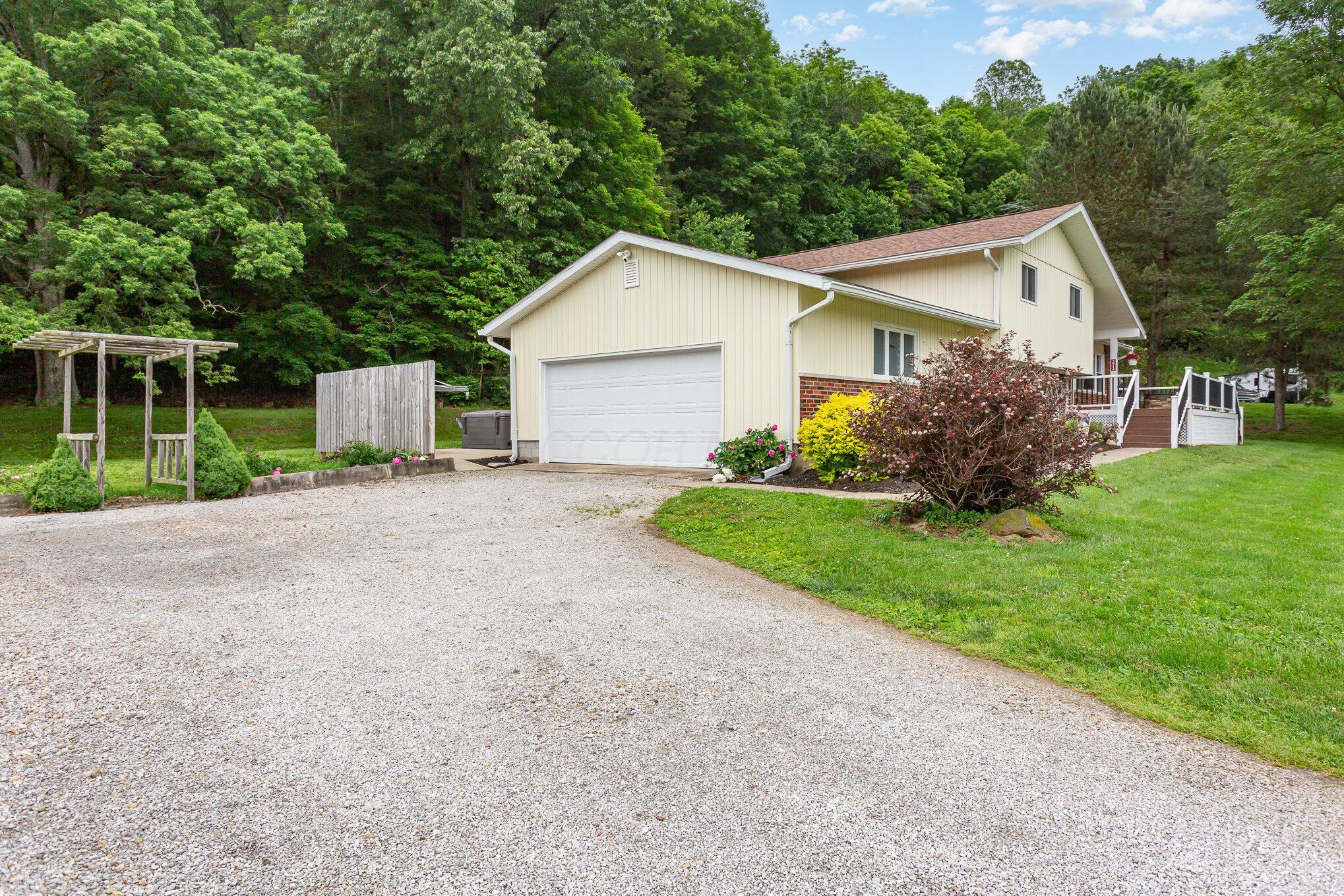 2914 Hickory Hill Drive, Lancaster, Ohio image 24