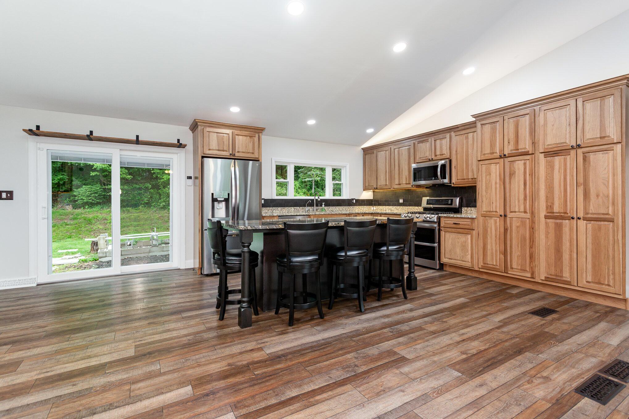 2914 Hickory Hill Drive, Lancaster, Ohio image 5