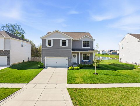 Photo of 203 Beaman Gates Drive SW, Granville, OH 43023 (MLS # 226013255)