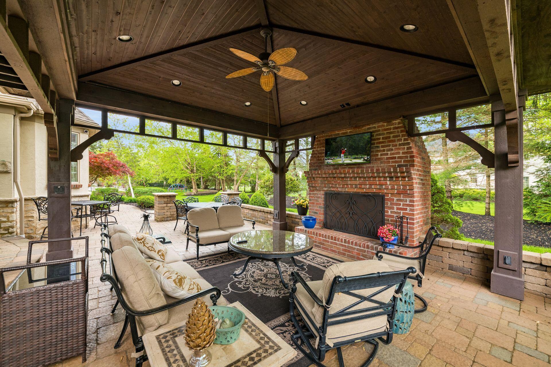 6835 Macneil Drive, Dublin, Ohio image 49
