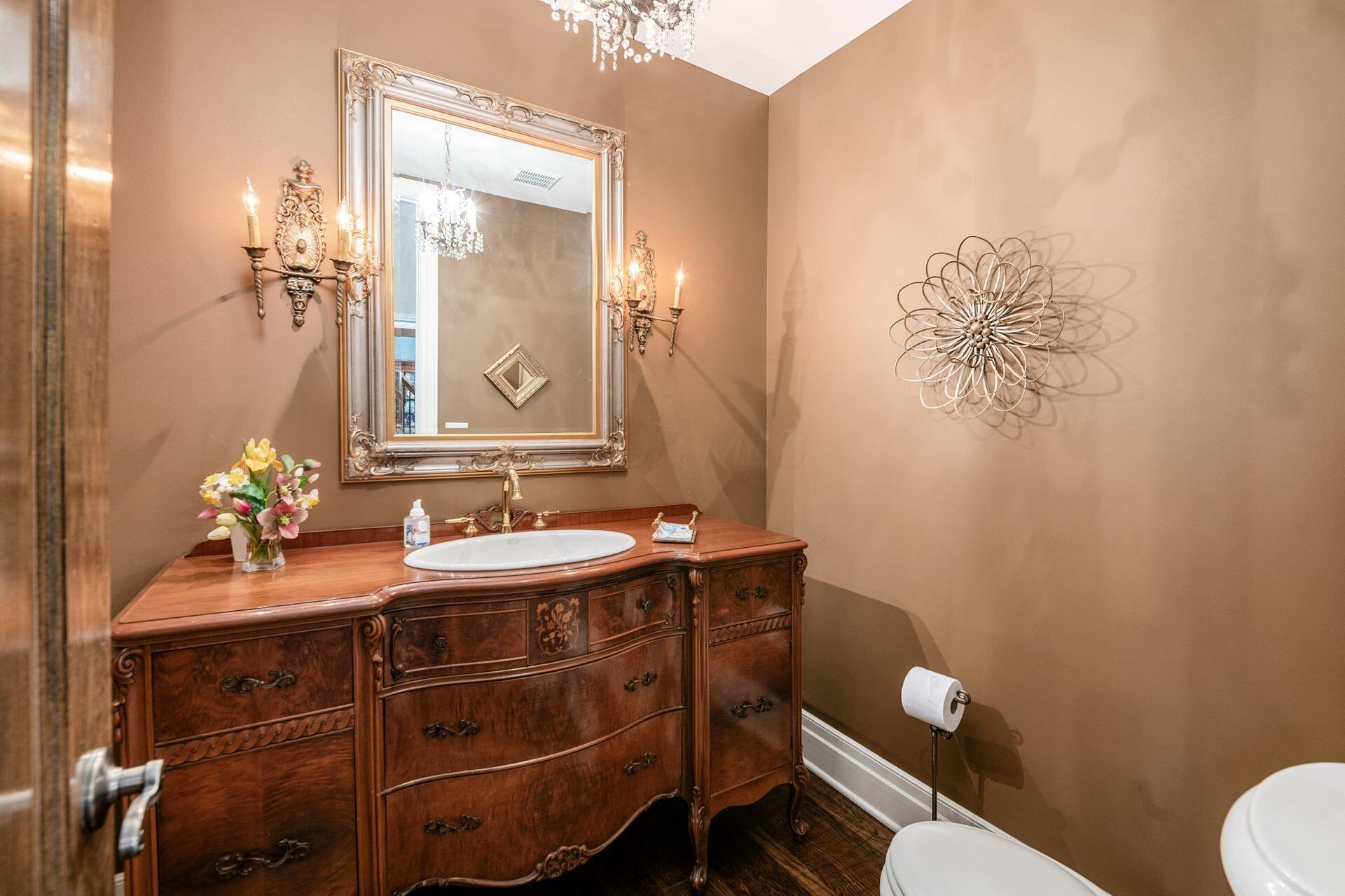 6835 Macneil Drive, Dublin, Ohio image 21