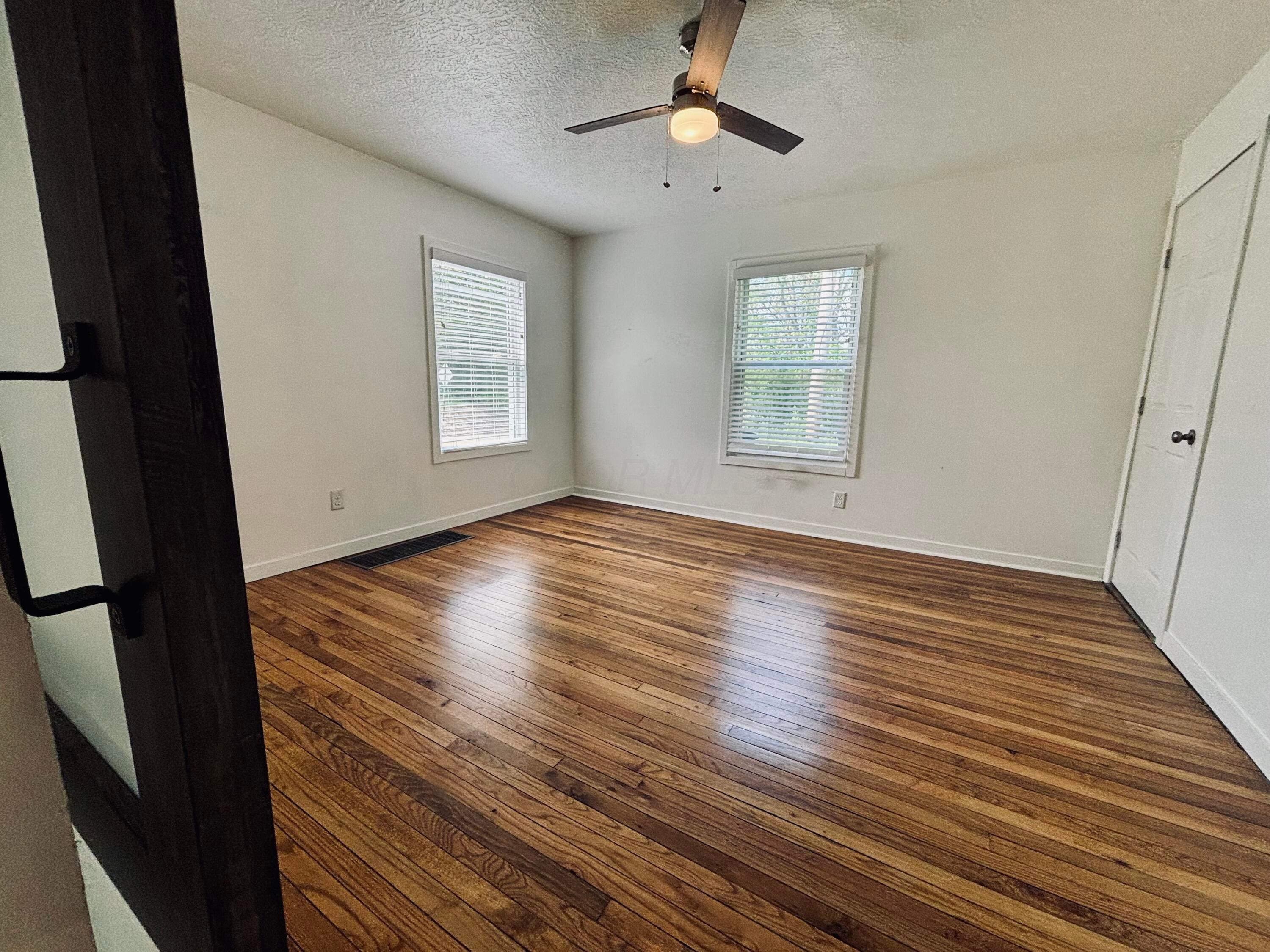 1290 Liberty Drive, Heath, Ohio image 10
