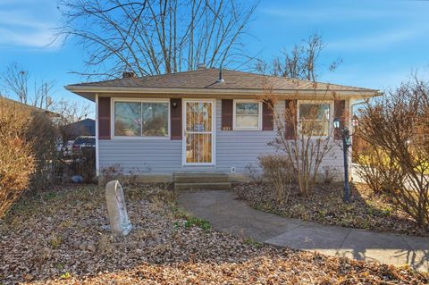 Tiny photo for 691 Colton Road, Columbus, OH 43207 (MLS # 226002551)