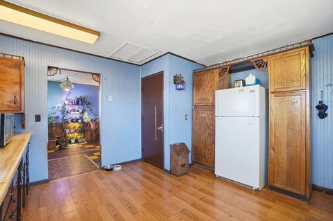 Tiny photo for 691 Colton Road, Columbus, OH 43207 (MLS # 226002551)