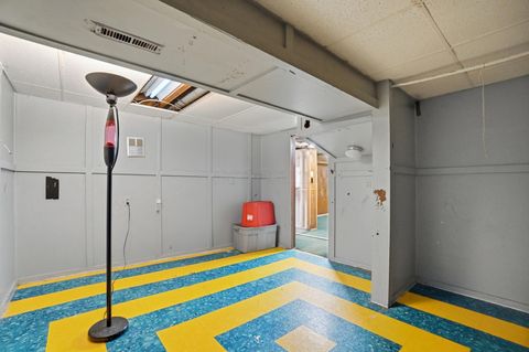 Tiny photo for 691 Colton Road, Columbus, OH 43207 (MLS # 226002551)