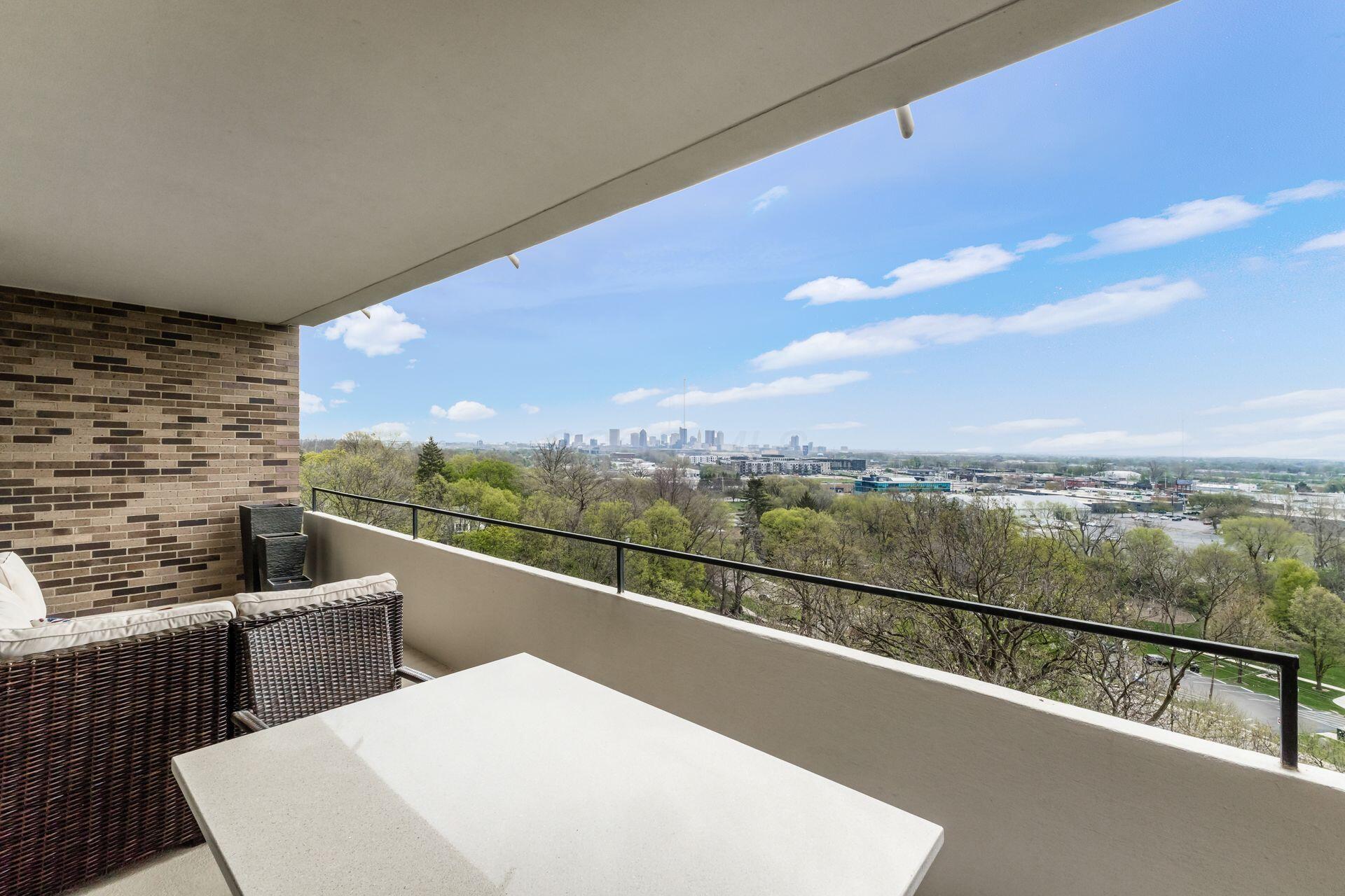 1000 Urlin Avenue 610