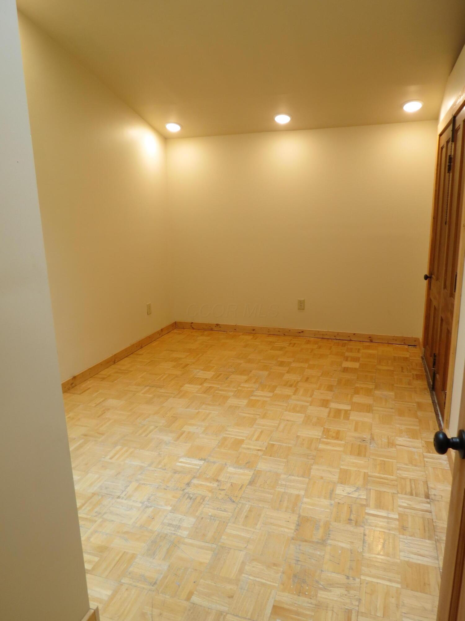 11 Plumb Street, Lockbourne, Ohio image 9