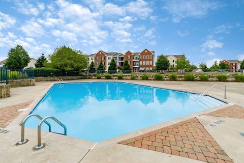 Tiny photo for 3384 Smileys 3384 #3384, Hilliard, OH 43026 (MLS # 225044262)