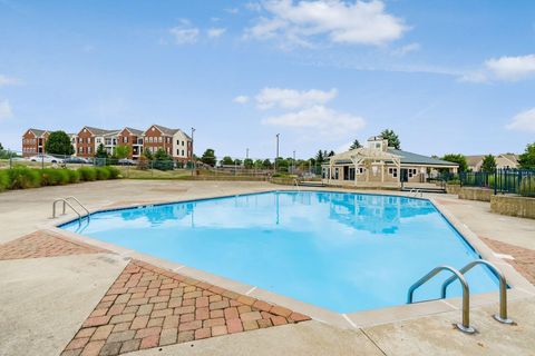 Tiny photo for 3384 Smileys 3384 #3384, Hilliard, OH 43026 (MLS # 225044262)