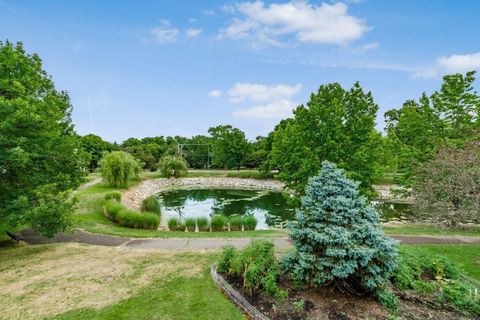 Tiny photo for 3384 Smileys 3384 #3384, Hilliard, OH 43026 (MLS # 225044262)