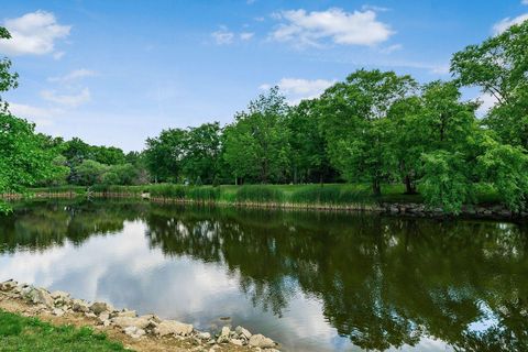 Tiny photo for 3384 Smileys 3384 #3384, Hilliard, OH 43026 (MLS # 225044262)