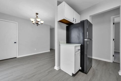 Tiny photo for 1835 Woodette Road, Columbus, OH 43232 (MLS # 225045102)