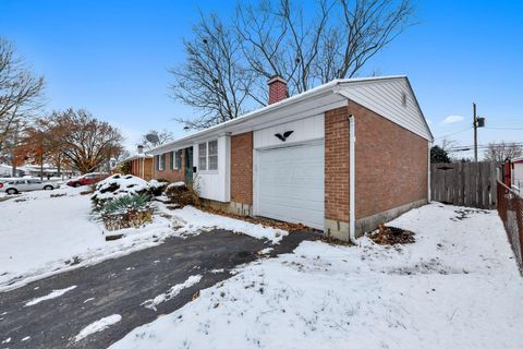 Tiny photo for 1835 Woodette Road, Columbus, OH 43232 (MLS # 225045102)