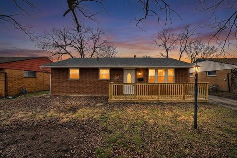 Photo of 1269 Carolwood Avenue, Columbus, OH 43227 (MLS # 226005353)