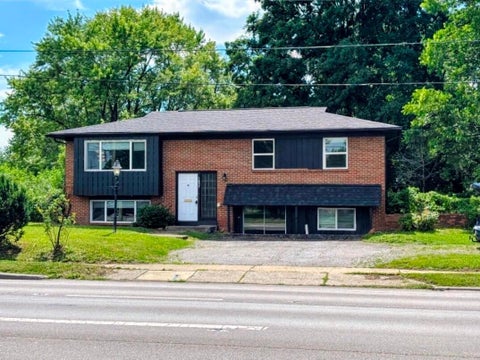 Tiny photo for 1637 S James Road, Columbus, OH 43227 (MLS # 226021742)