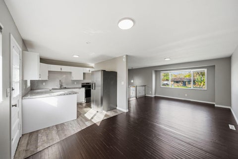Tiny photo for 1637 S James Road, Columbus, OH 43227 (MLS # 226021742)