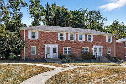 Photo of 119 E Selby Boulevard, Columbus, OH 43085 (MLS # 225035815) Photo of 119 E Selby Boulevard, Columbus, OH 43085 (MLS # 225035815)
