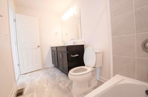 Tiny photo for 333 Sage Hill Drive, Lewis Center, OH 43035 (MLS # 225037737)
