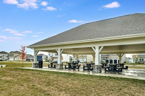 Tiny photo for 511 Darliene Drive, Plain City, OH 43064 (MLS # 225045250)