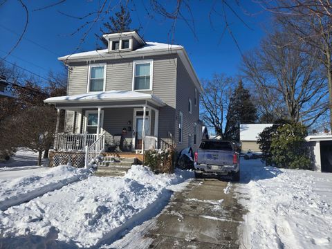 Tiny photo for 1321 Hazel Avenue, Zanesville, OH 43701 (MLS # 226002829)