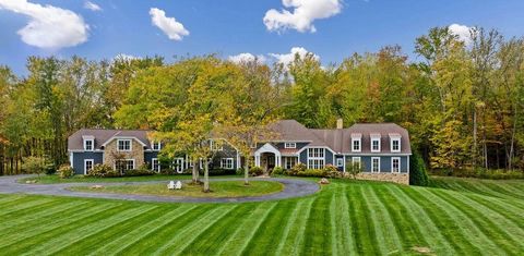 Photo of 4056 Courter Road SW, Pataskala, OH 43062 (MLS # 225018556)