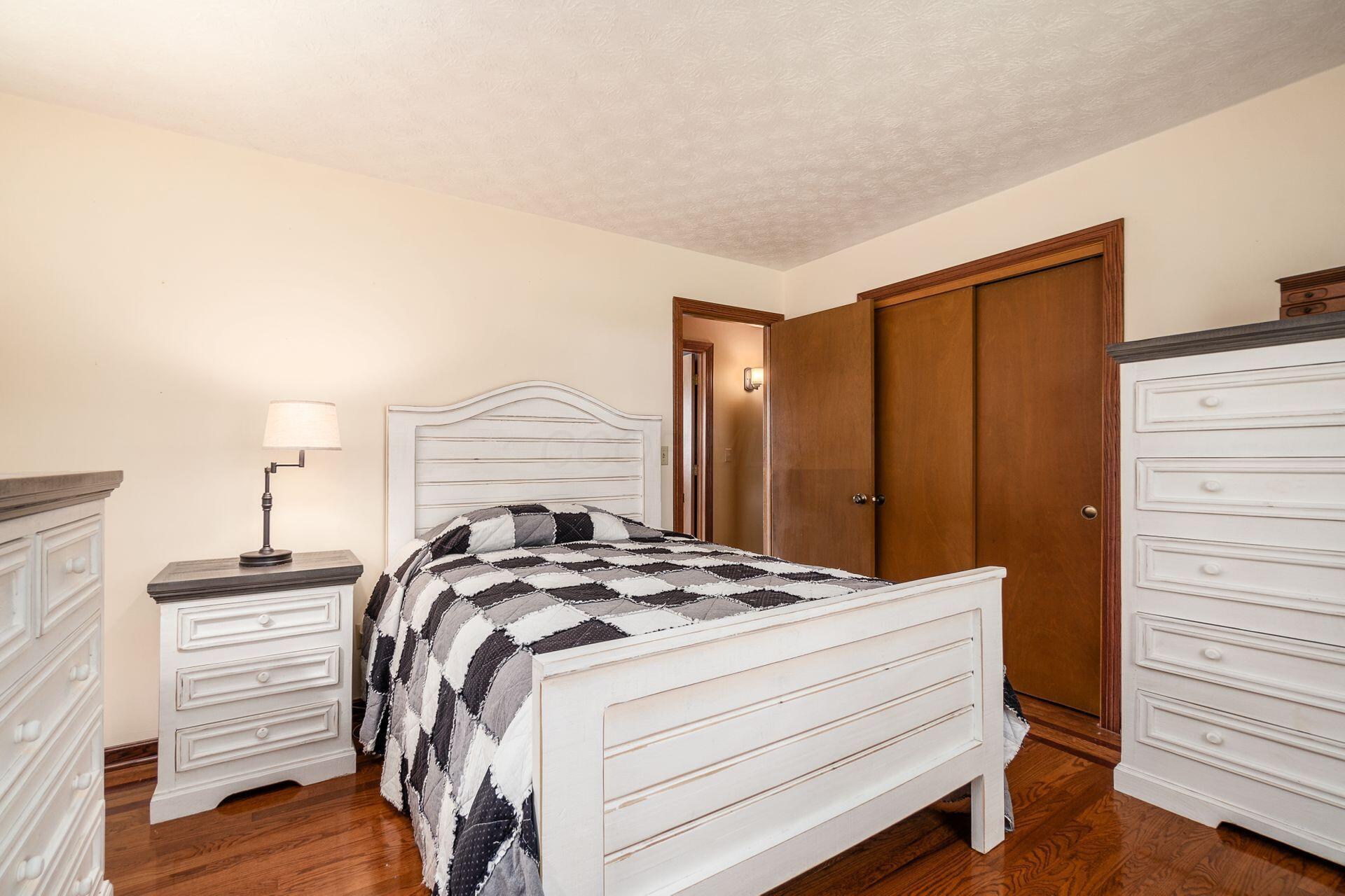 8263 Bennington Chapel Road, Centerburg, Ohio image 31