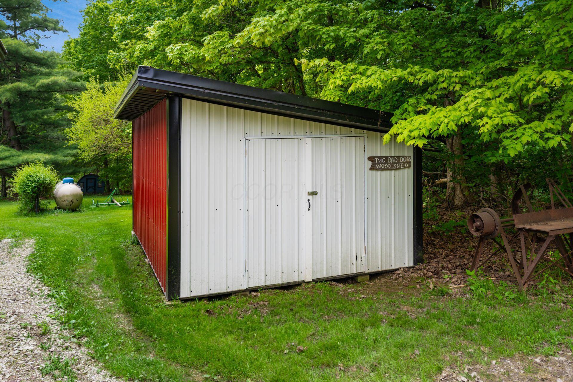 8263 Bennington Chapel Road, Centerburg, Ohio image 13