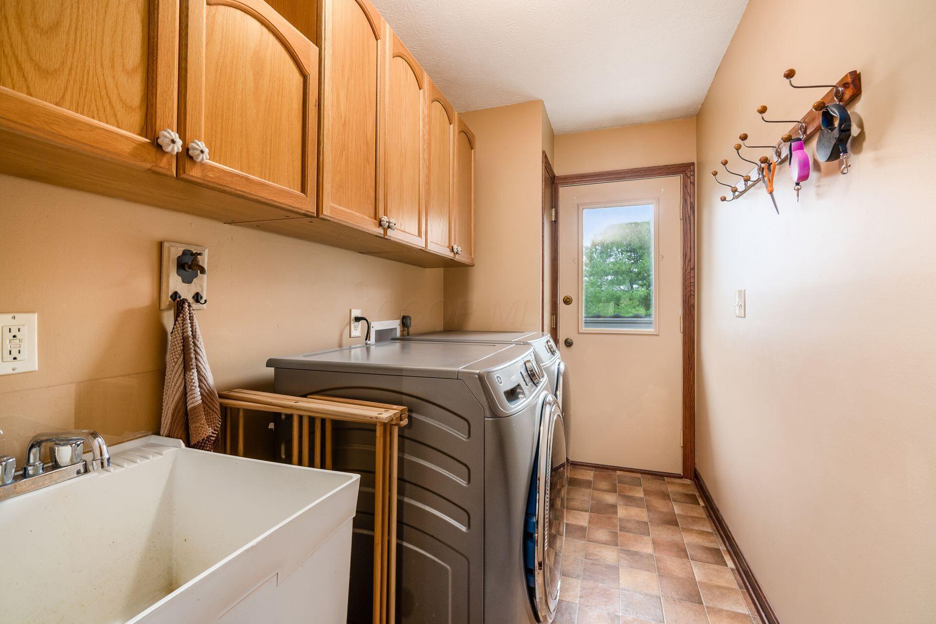 8263 Bennington Chapel Road, Centerburg, Ohio image 35