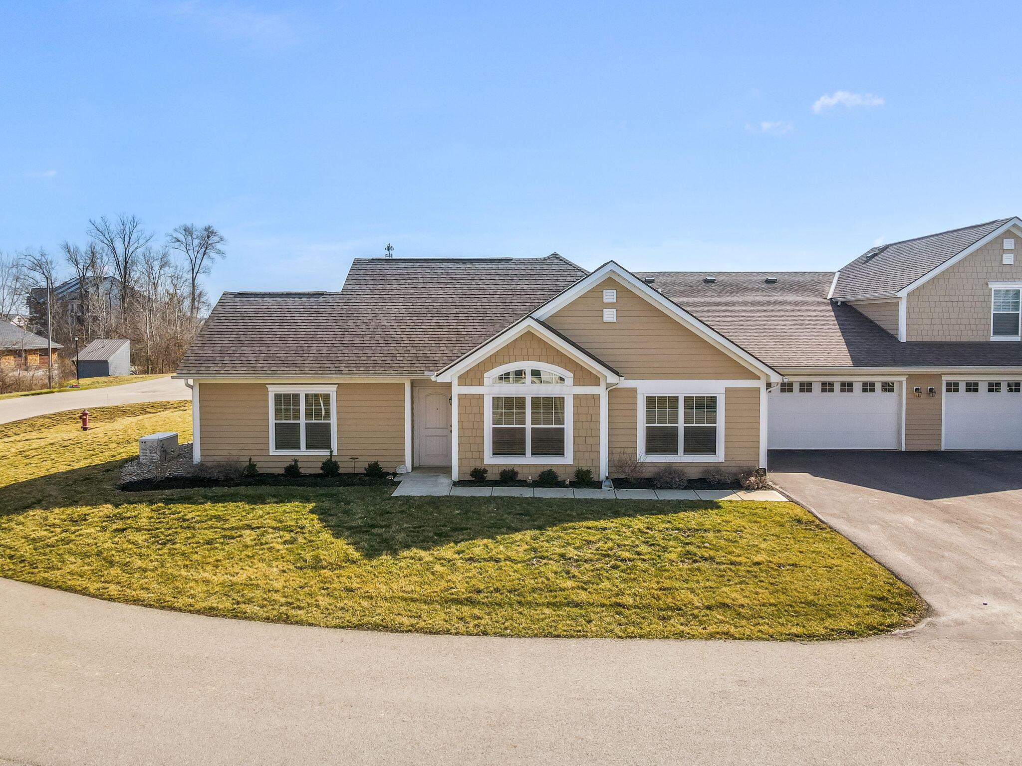 512 Providence Lane, Hebron, Ohio image 4