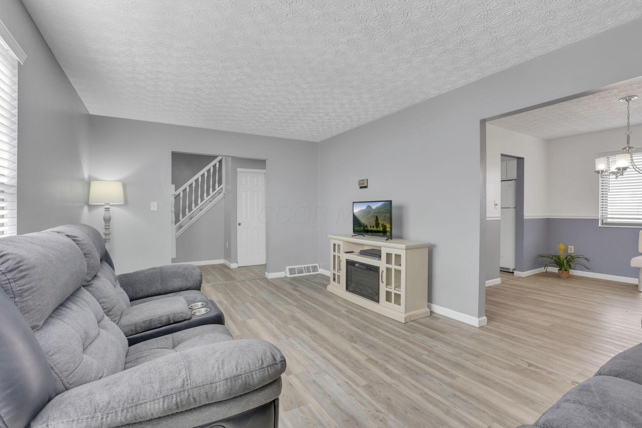 2898 Teapot Court, Reynoldsburg, Ohio image 9