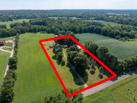 Photo of 6454 Castle Road, Johnstown, OH 43031 (MLS # 225030490) Photo of 6454 Castle Road, Johnstown, OH 43031 (MLS # 225030490)