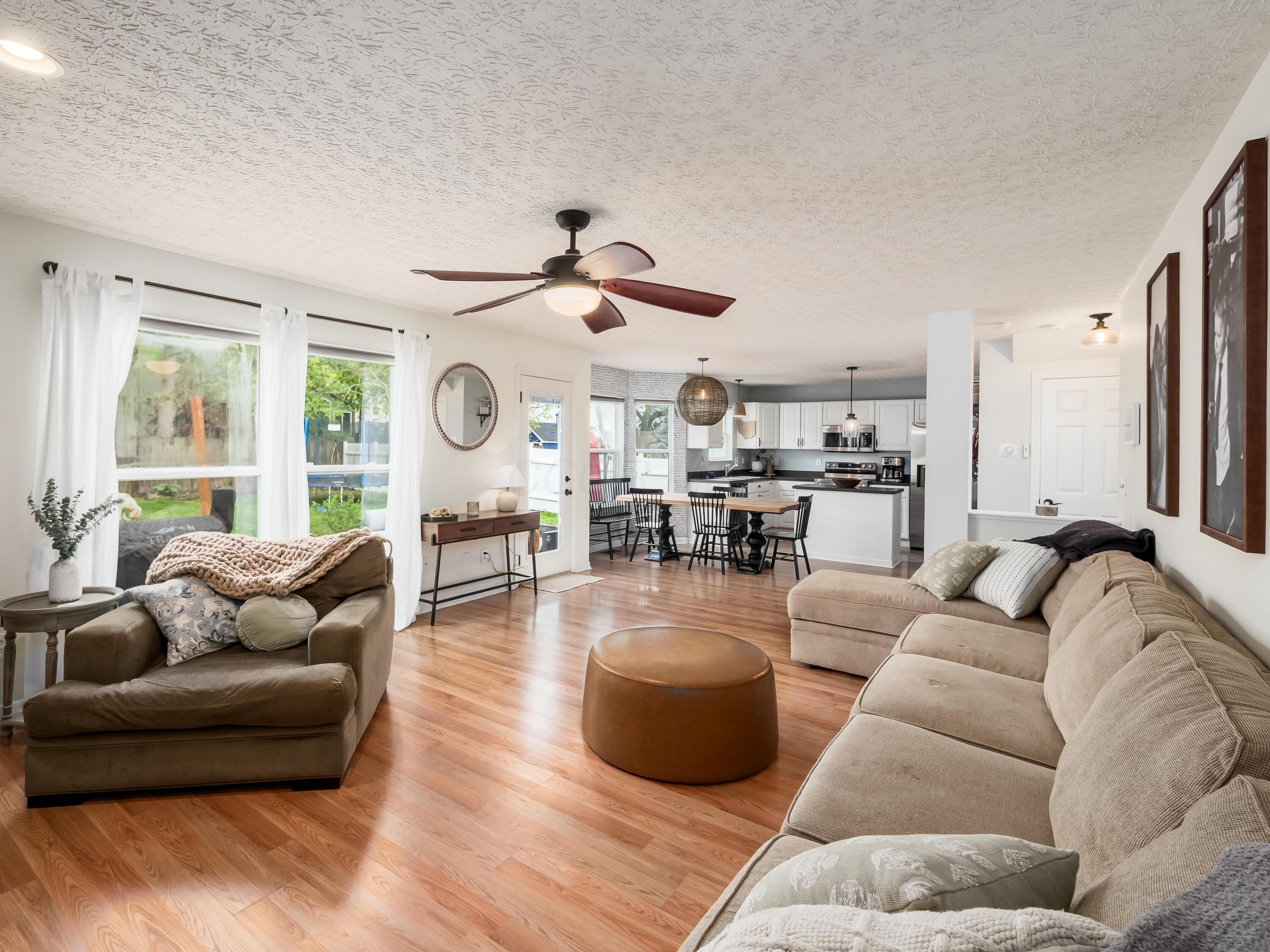 1592 Meadowlark Lane, Marysville, Ohio image 7