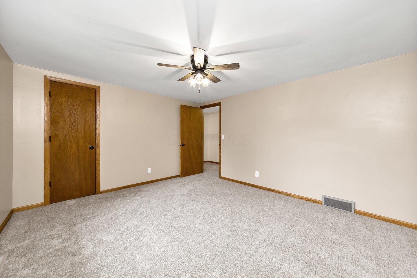 504 N Mcelroy Road, Mansfield, Ohio image 27