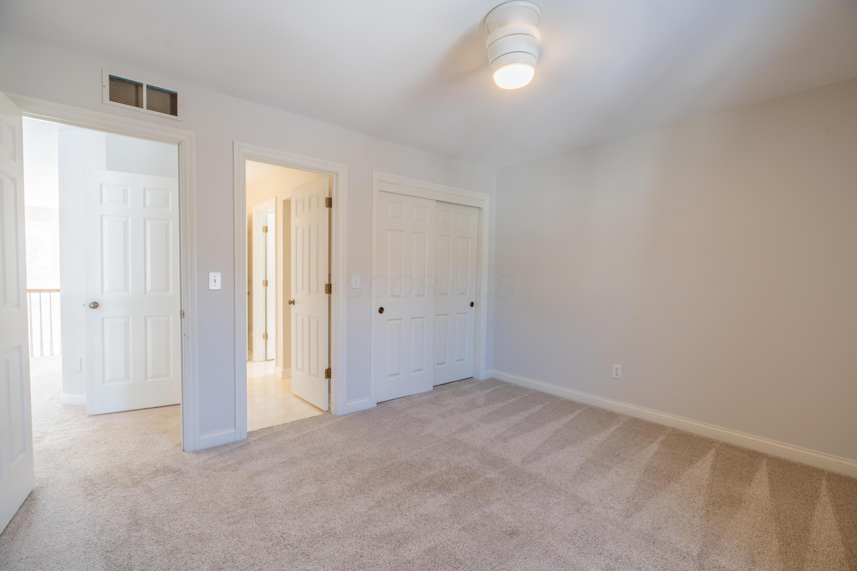 5111 Oakmont Place, Westerville, Ohio image 36