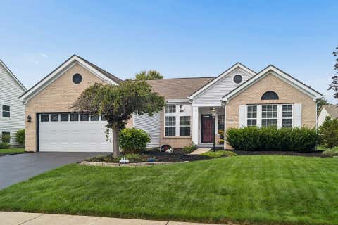 Photo of 2494 Seton Drive, Lewis Center, OH 43035 (MLS # 226032350)