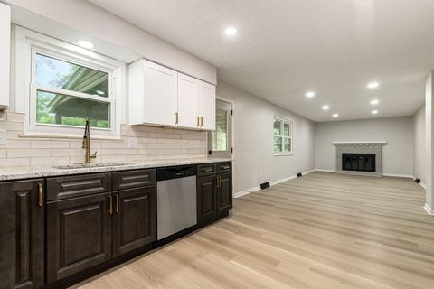 Tiny photo for 151 Bristol Drive SW, Reynoldsburg, OH 43068 (MLS # 226019092)