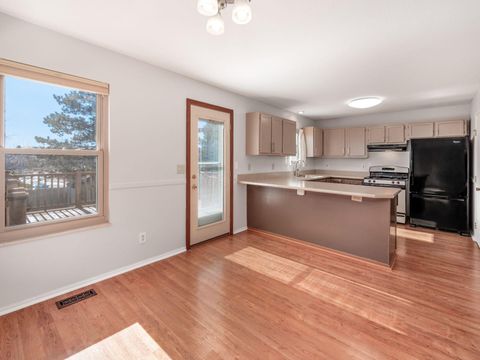 Tiny photo for 180 Lexington Boulevard, Delaware, OH 43015 (MLS # 226005511)