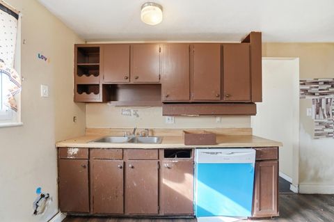 Tiny photo for 3191 Barnett Court S, Columbus, OH 43227 (MLS # 226002553)