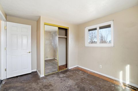 Tiny photo for 3191 Barnett Court S, Columbus, OH 43227 (MLS # 226002553)