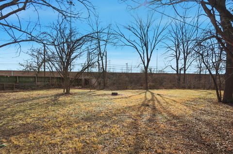 Tiny photo for 3191 Barnett Court S, Columbus, OH 43227 (MLS # 226002553)