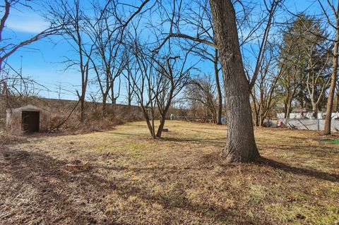 Tiny photo for 3191 Barnett Court S, Columbus, OH 43227 (MLS # 226002553)