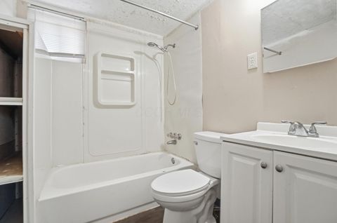 Tiny photo for 3191 Barnett Court S, Columbus, OH 43227 (MLS # 226002553)