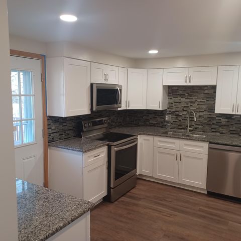 Tiny photo for 340 E Dublin Granville Road, Worthington, OH 43085 (MLS # 225045412)