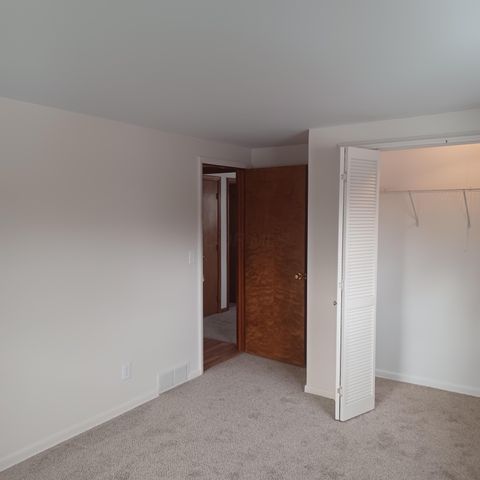 Tiny photo for 340 E Dublin Granville Road, Worthington, OH 43085 (MLS # 225045412)