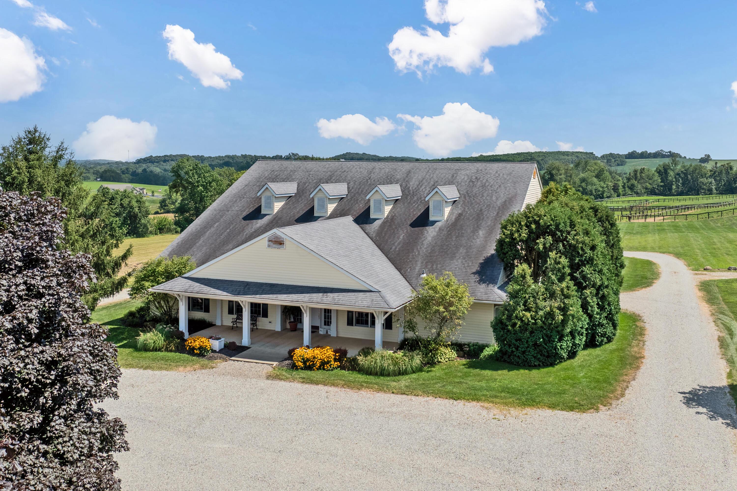 5701 Lancaster Circleville Road SW