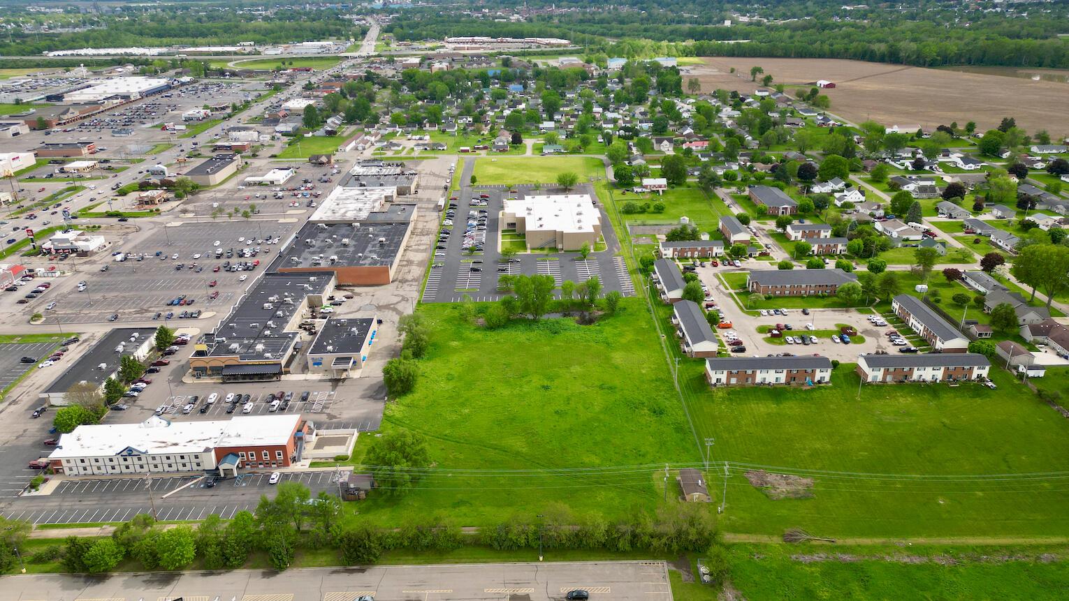 Pawnee Road, Chillicothe, Ohio image 1