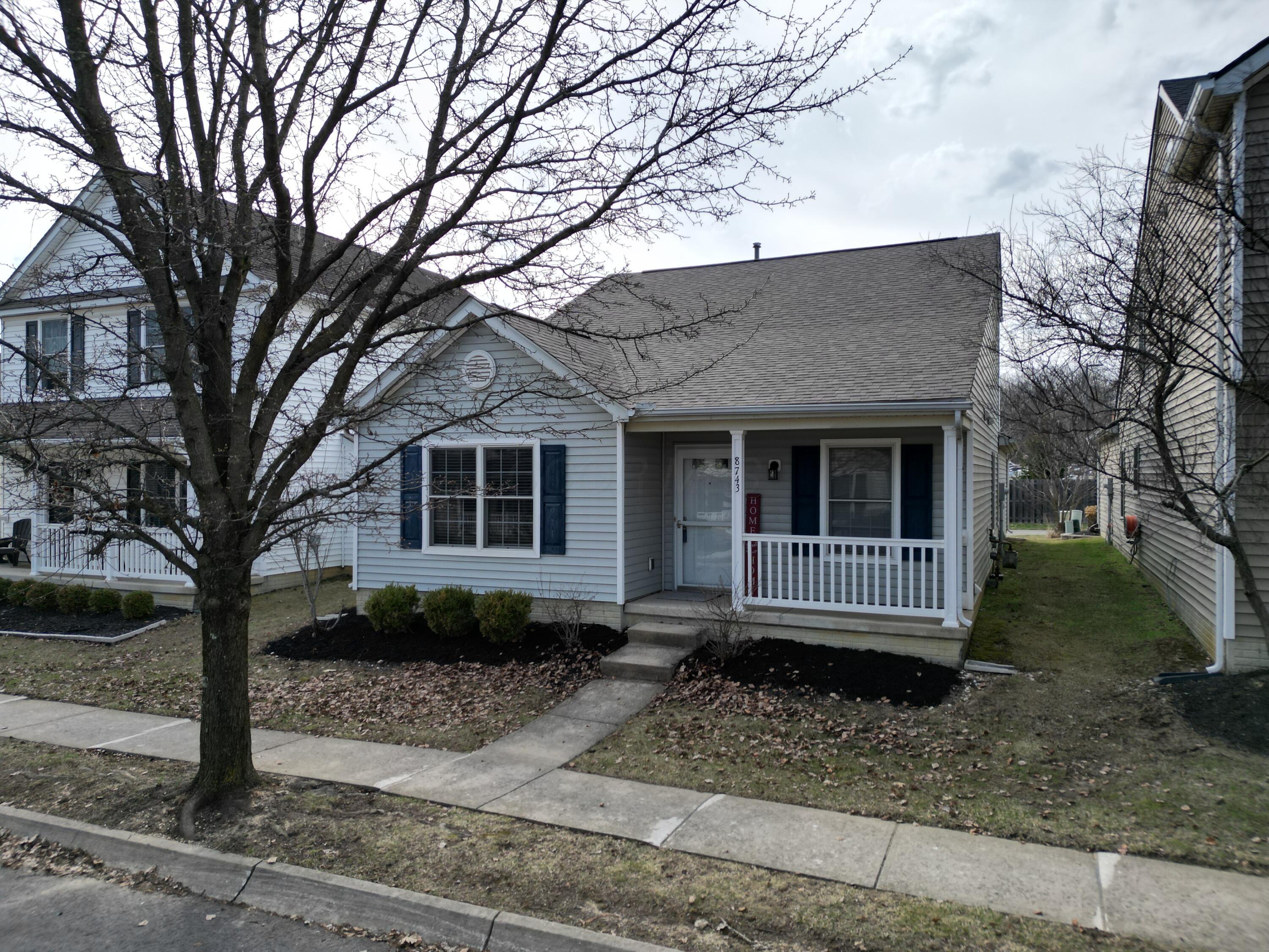 8743 Arrowtip Lane, Lewis Center, Ohio image 1